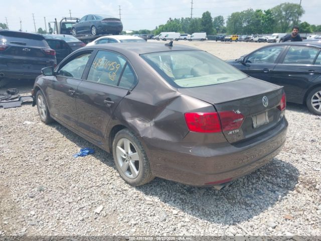 2012 VOLKSWAGEN JETTA 3VWLL7AJ3CM349740 Photo 2