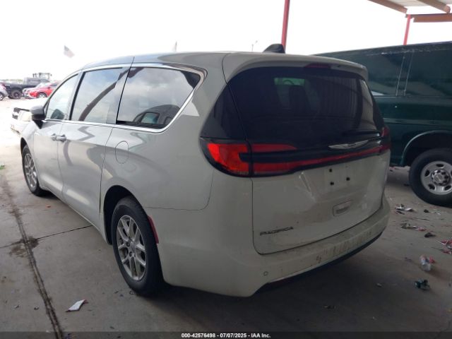 2023 CHRYSLER PACIFICA 2C4RC1BG6PR550575 Photo 2