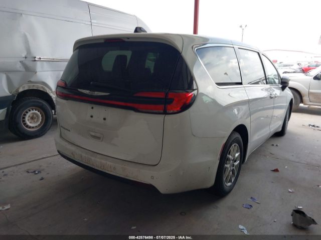 2023 CHRYSLER PACIFICA 2C4RC1BG6PR550575 Photo 3
