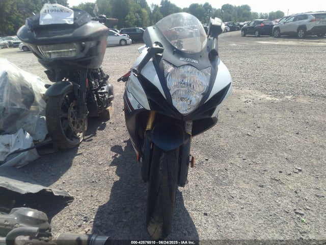 JS1GR7MA0R7101196 Suzuki R747