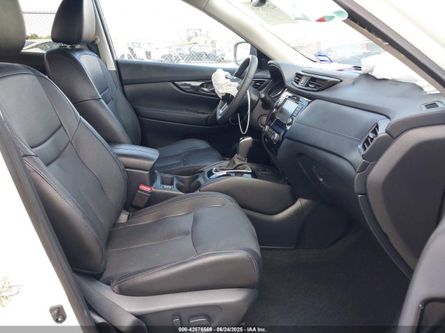 5N1AT2MV6KC760668 Nissan 2019