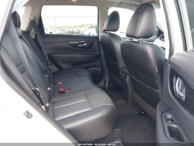 5N1AT2MV6KC760668 Nissan 2019