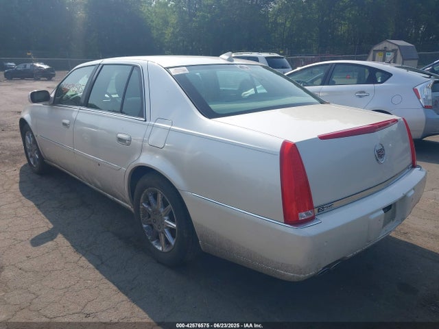 2009 CADILLAC DTS 1G6KD57Y79U131599 Photo 2