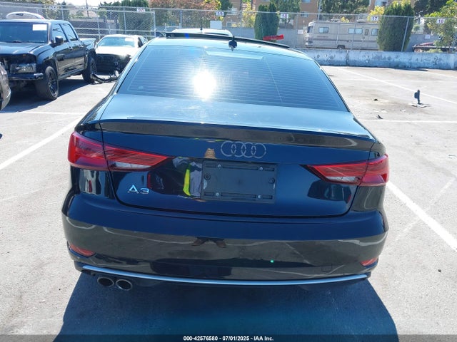 WAUAUGFF0K1012673 Audi 2019
