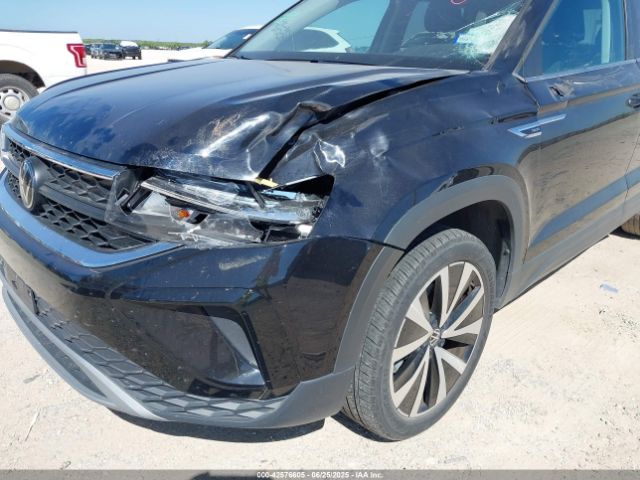3VVSX7B2XRM009974 Volkswagen tsi