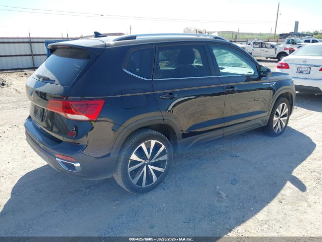 3VVSX7B2XRM009974 Volkswagen tsi