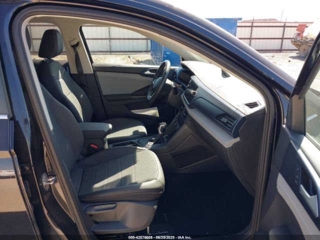 3VVSX7B2XRM009974 Volkswagen tsi