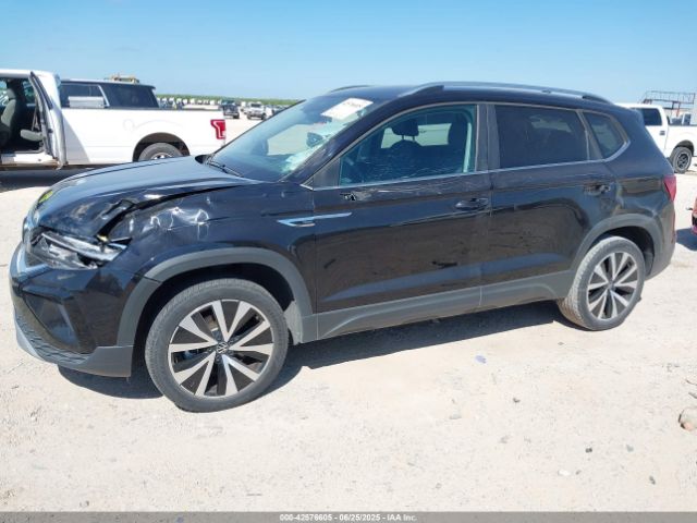 3VVSX7B2XRM009974 Volkswagen tsi
