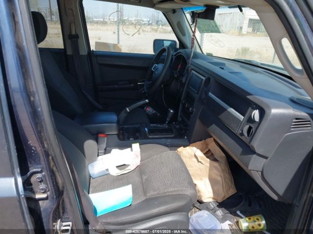 2009 JEEP COMMANDER 1J8HH48K39C505415 Photo 4