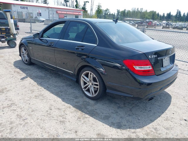42576692 :رقم المزاد ، WDDGF4HB8CA633182 vin ، 2012 Mercedes-benz C 250 Luxury/sport مزاد بيع