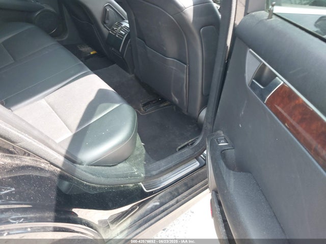 42576692 :رقم المزاد ، WDDGF4HB8CA633182 vin ، 2012 Mercedes-benz C 250 Luxury/sport مزاد بيع