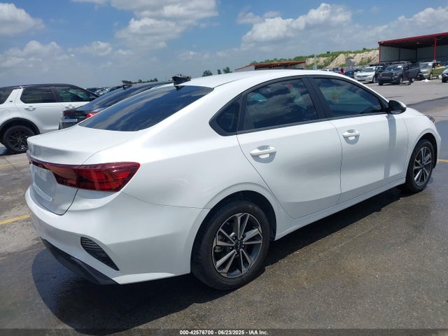 3KPF24AD7RE774148 KIA mpi nu