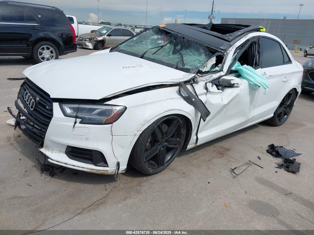 2020 AUDI A3 WAUCUGFF5LA071972 Photo 1