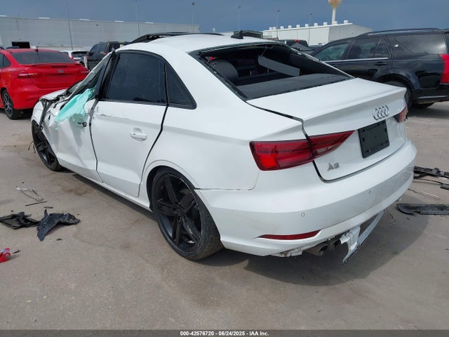 2020 AUDI A3 WAUCUGFF5LA071972 Photo 2