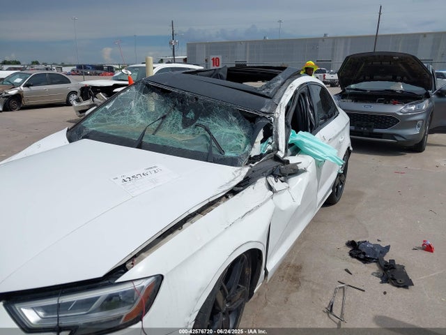 2020 AUDI A3 WAUCUGFF5LA071972 Photo 5