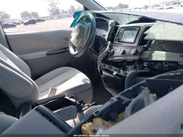 2012 TOYOTA SIENNA 5TDKK3DC7CS236218 Photo 4