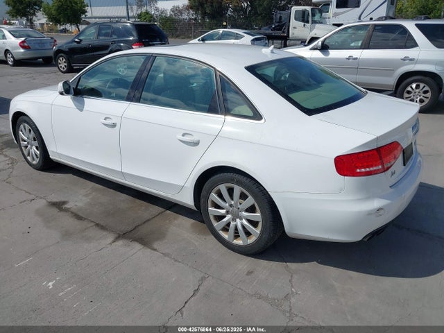 2011 AUDI A4 WAUFFAFL1BN027808 Photo 2