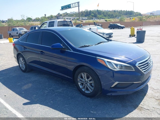 2016 5NPE24AF2GH285548 main image