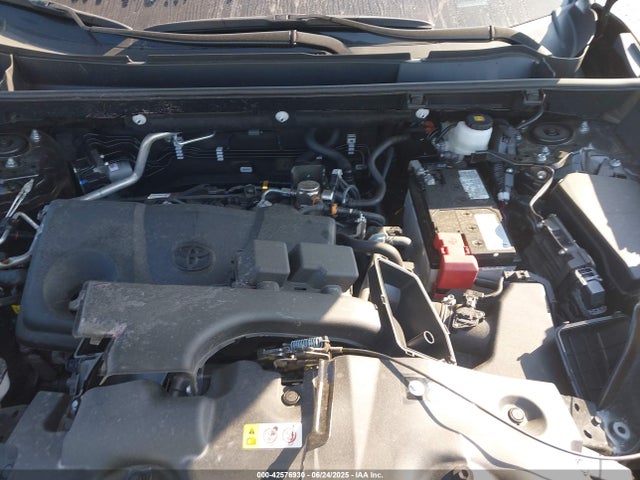 Toyota 2ar-fe 2018 2T3RFREV2JW763262 Image 10