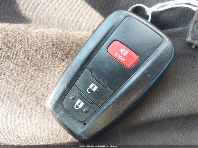 Toyota 2ar-fe 2018 2T3RFREV2JW763262 Image 11