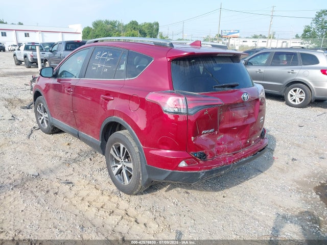 Toyota 2ar-fe 2018 2T3RFREV2JW763262 Image 3