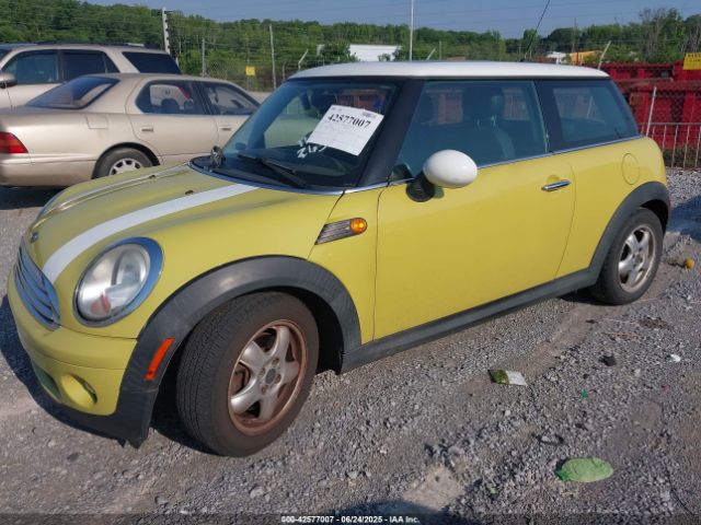 2010 MINI COOPER WMWMF3C50ATZ63602 Photo 1