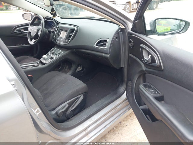 1C3CCCAB7FN504860 Chrysler 200