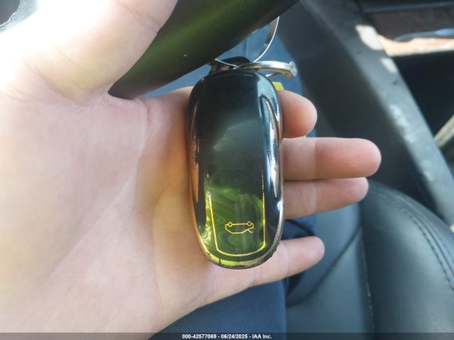 2019 TESLA MODEL X 5YJXCDE25KF152979 Photo 10