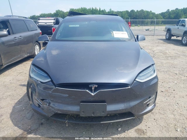Tesla MODEL X 2019 5YJXCDE25KF152979 Image 12