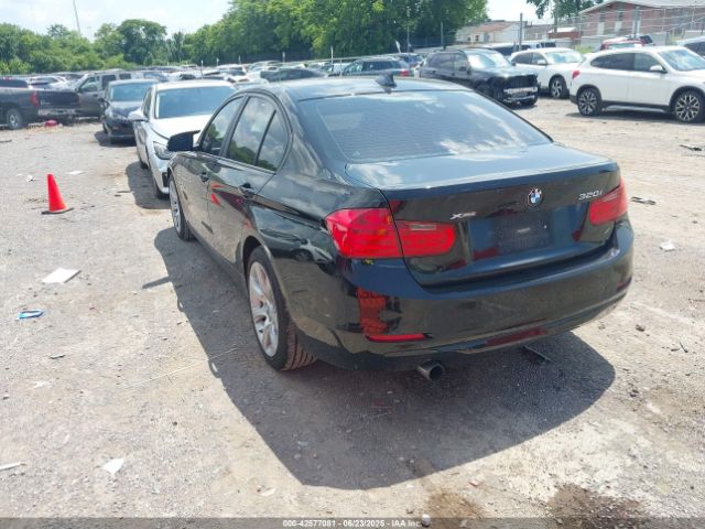 2013 BMW 320I WBA3C3C50DF980052 Photo 2