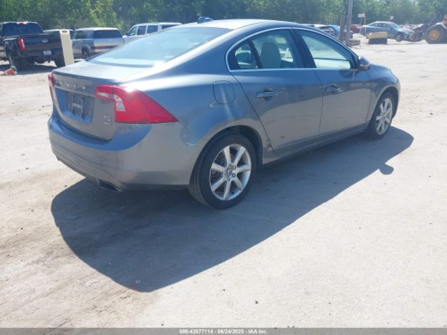 2016 VOLVO S60 YV1612TK3G2400482 Photo 3