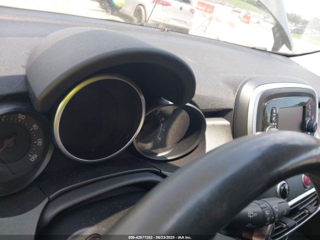 2016 FIAT 500X ZFBCFXCT5GP353011 Photo 6