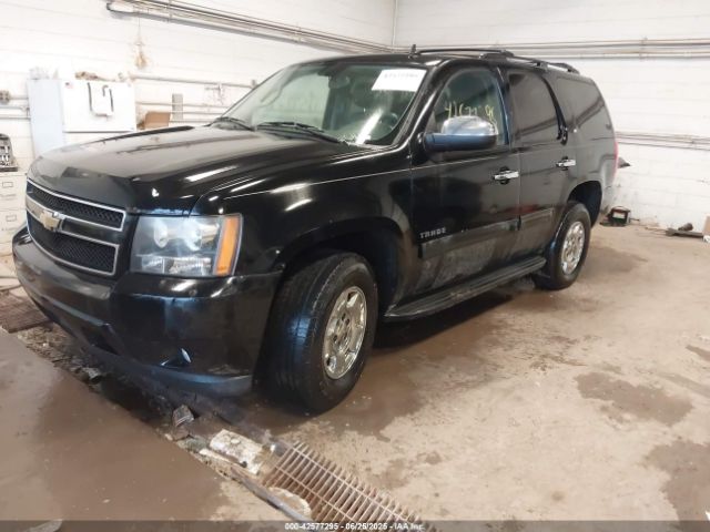 2011 CHEVROLET TAHOE 1GNSKBE06BR303636 Photo 1