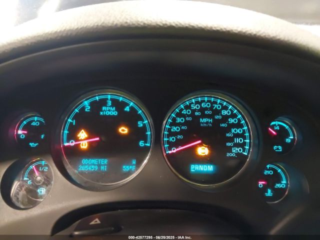 2011 CHEVROLET TAHOE 1GNSKBE06BR303636 Photo 6