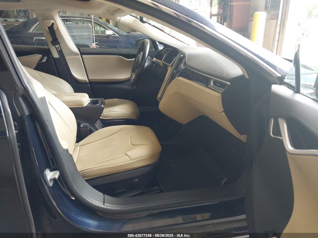 2014 TESLA MODEL S 5YJSA1S18EFP30457 Photo 4