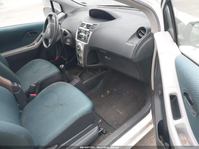 2008 TOYOTA YARIS JTDJT923885162495 Photo 4