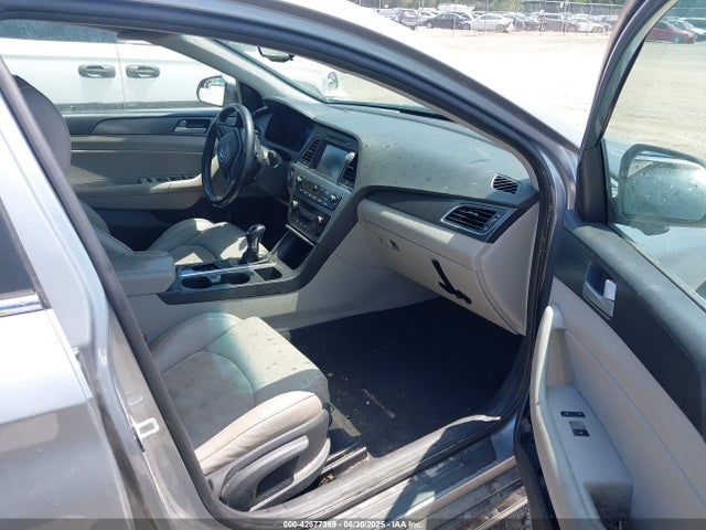 5NPE34AF6HH510942 Hyundai 2017