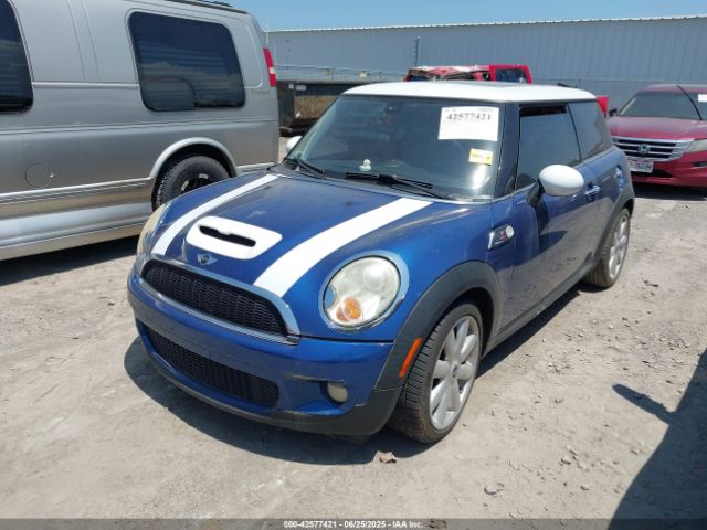 2007 MINI COOPER S WMWMF73587TL89265 Photo 1