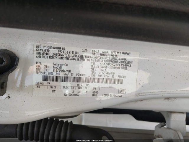1FADP3K23FL294942 Ford 2015