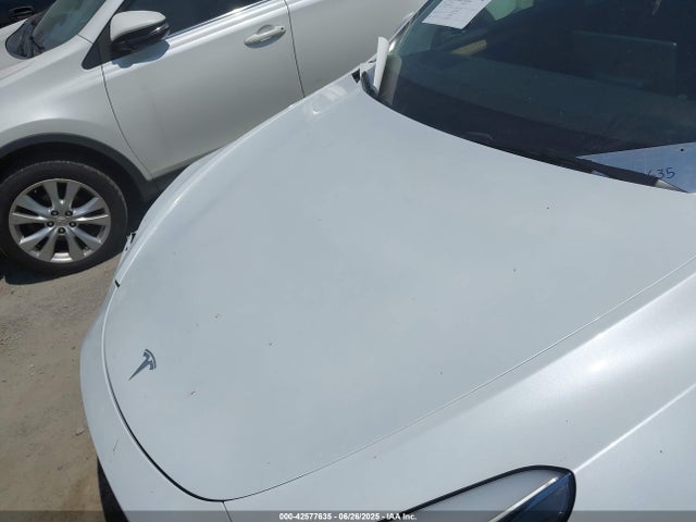 2024 TESLA MODEL Y 7SAYGDEEXRA279577 Photo 9