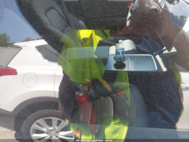 2024 TESLA MODEL Y 7SAYGDEEXRA279577 Photo 4
