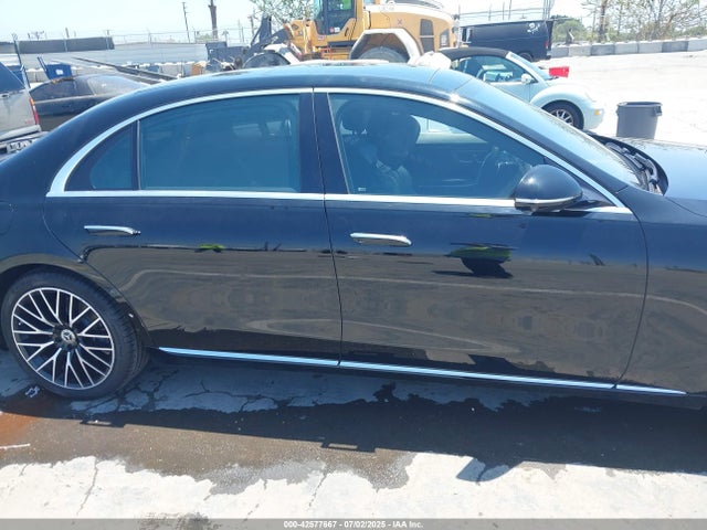 W1K6G7GB8NA137507 Mercedes-Benz m176