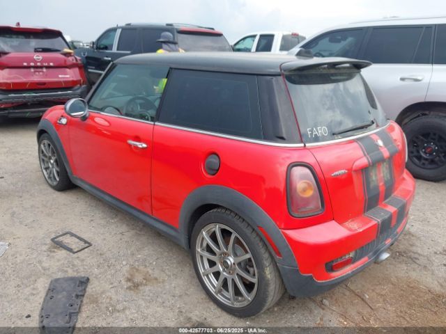 2008 MINI COOPER S WMWMF73568TT91002 Photo 2