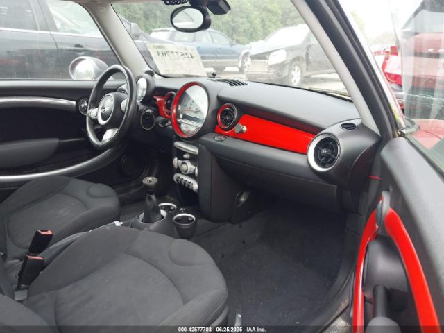 2008 MINI COOPER S WMWMF73568TT91002 Photo 4