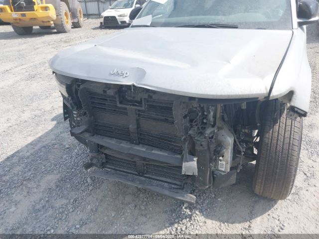 2024 JEEP GRAND CHEROKEE 1C4RJHBG7RC109032 Photo 5