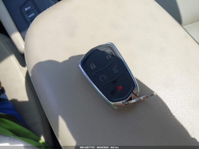 2017 CADILLAC XT5 1GYKNDRSXHZ212525 Photo 10