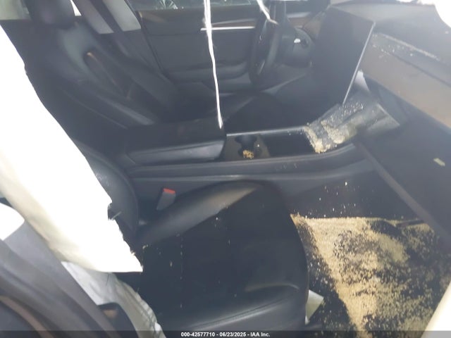 2022 TESLA MODEL 3 5YJ3E1EB0NF241998 Photo 4