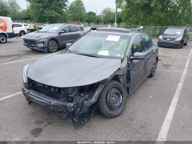 1HGCR2F85HA210614 Honda k24w1