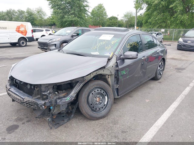 1HGCR2F85HA210614 Honda k24w1