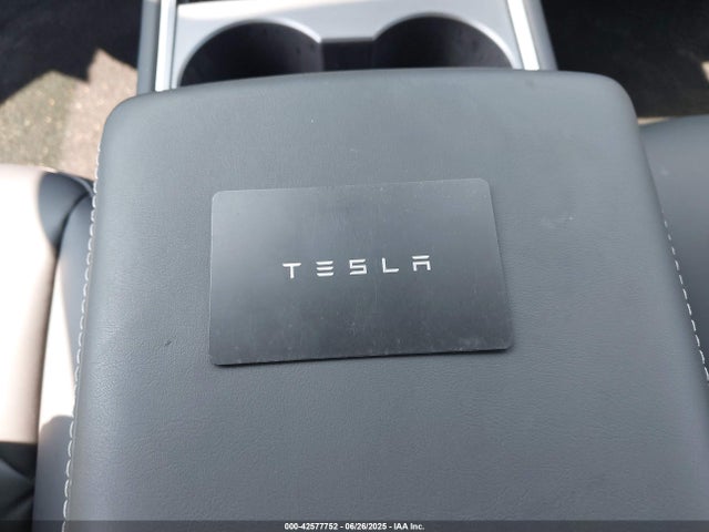 2024 TESLA MODEL Y 7SAYGDEE3RA336167 Photo 10